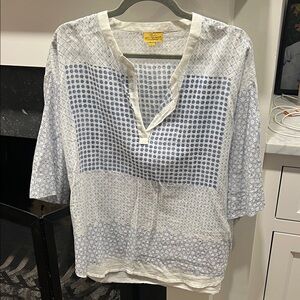 Roller rabbit white and Blue Patterned Top